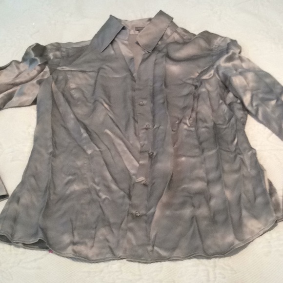 Silk blouse. Like new. S - Picture 1 of 4